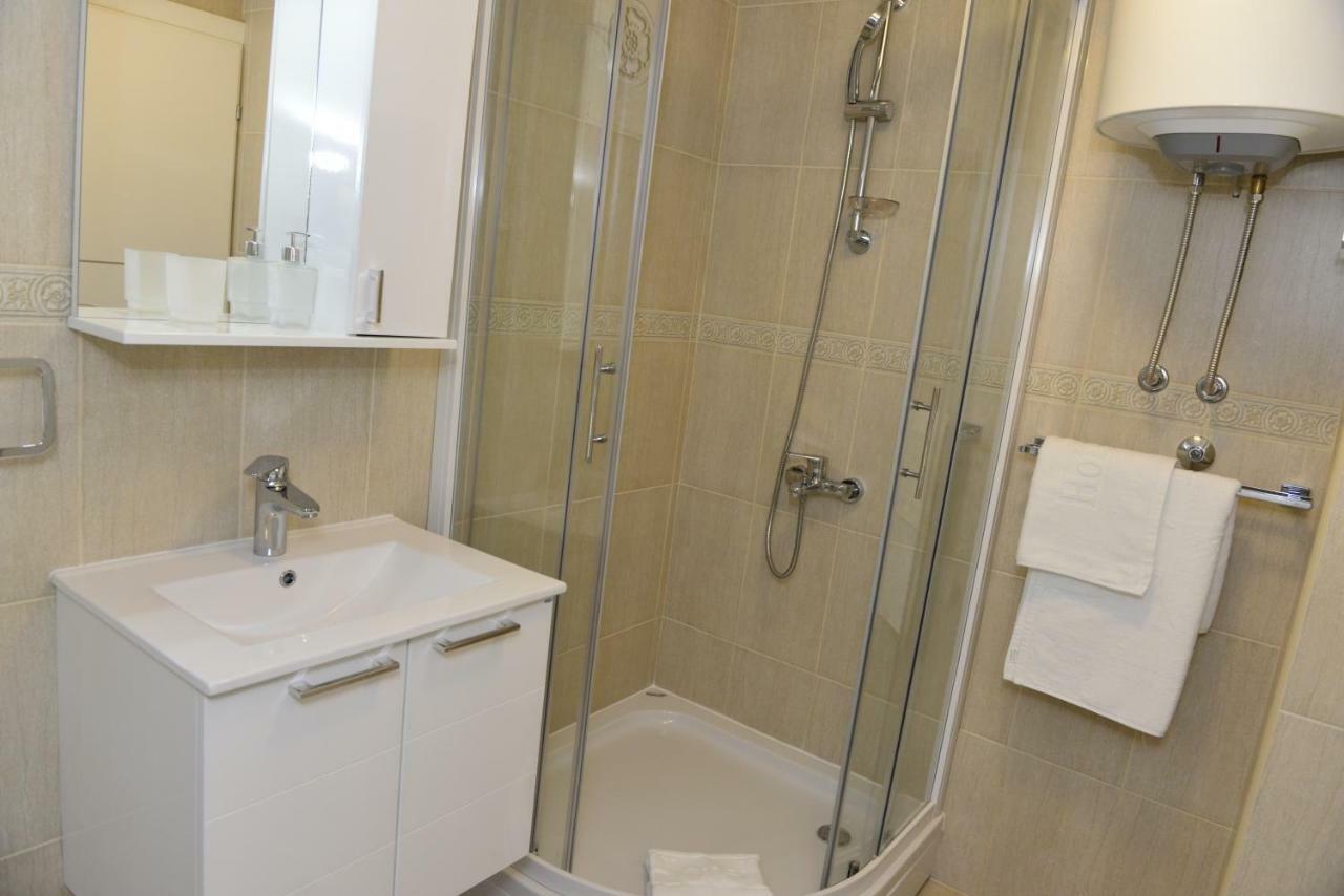 Apartmani Stefanija ティヴァト エクステリア 写真